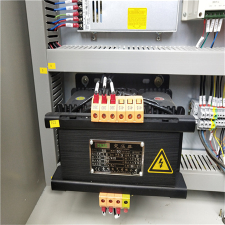 Presse plieuse automatique 63T2500mm DA66T 8 + 1 axes CNC automatique électro-hydraulique synchrone presse plieuse plieuse