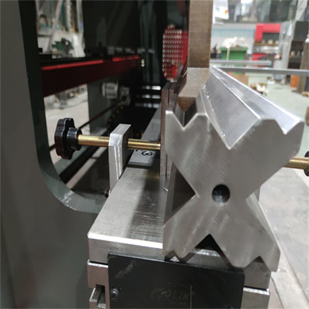 Presse plieuse en acier inoxydable Servo CNC de marque T & L, presse plieuse 100 tonnes 4 axes 6 axes