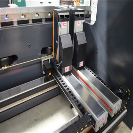 40T Petite presse plieuse hydraulique cnc 8 + 1 axes du fabricant chinois