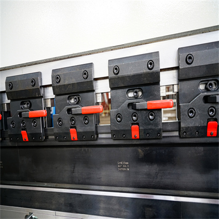 Machine à cintrer de presse plieuse CNC hautement fonctionnelle avec outils de cintrage