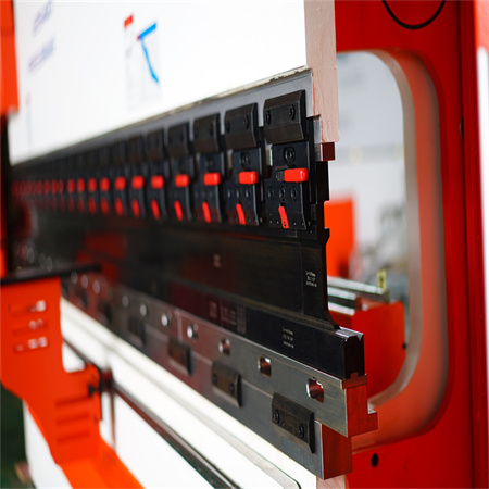Machine de presse hydraulique de plaquettes de frein à quatre colonnes d'emboutissage de métal de 200 tonnes