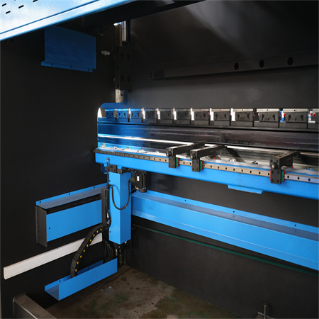 Petite presse plieuse CNC de marque T&L, presse plieuse horizontale
