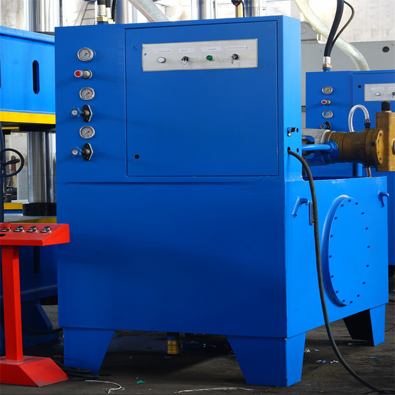 Machine de presse hydraulique à emboutissage profond en Chine