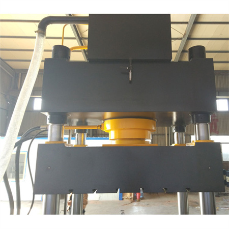 Brouette de gaufrage de porte de la presse hydraulique Y32-200T de 4 colonnes faisant la machine